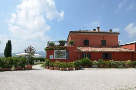 Sandro, Appartement dans un établissement vinicole dans la campagne avec piscine et vue magnifique - Photo 9