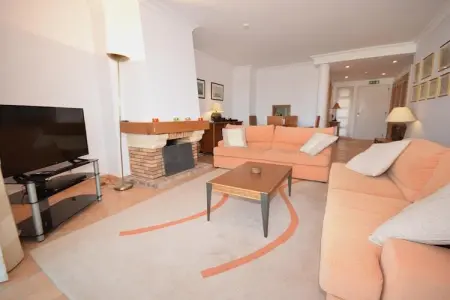 Apmto Villa Sol, Spacieux, moderne appartement avec piscine situé sur le complexe de Vila Sol - Photo 2