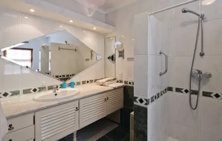 Vista dos Pinheiros, Maison 8 personnes à Algoz - Photo 12