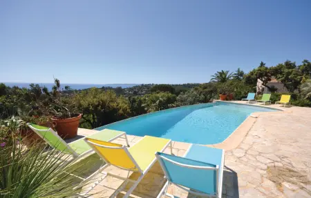 Location Maison 8 personnes à Les Issambres - Photo 8