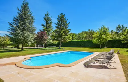 Location Maison 10 personnes à St. Cannat - Photo 1