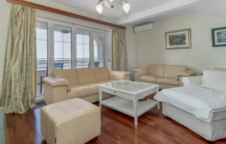 Location Maison 10 personnes à Dramalj - Photo 2