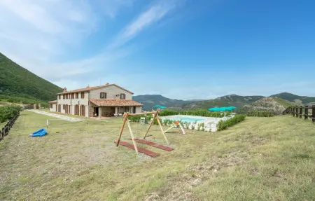 Location Maison 16 personnes à Apecchio (PU) - Photo 11