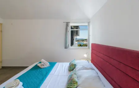 Location Maison 12 personnes à Milna - Photo 4