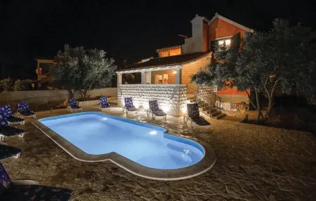 Location Maison 12 personnes à Milna - Photo 7