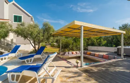 Location Maison 12 personnes à Milna - Photo 21