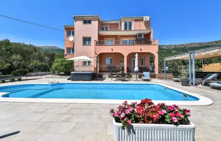 Location Maison 12 personnes à Kastel Luksic - Photo 9