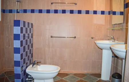 Location Maison 8 personnes à San Giuliano - Photo 17