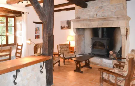 Location Maison 6 personnes à Saint Rabier - Photo 1