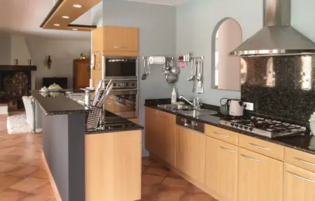 Location Maison 6 personnes à Pierrerue - Photo 14