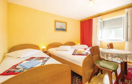 Location Appartement 2 personnes à Karlobag - Photo 2