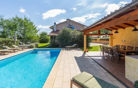 Location Maison 10 personnes à Pazin - Photo 10