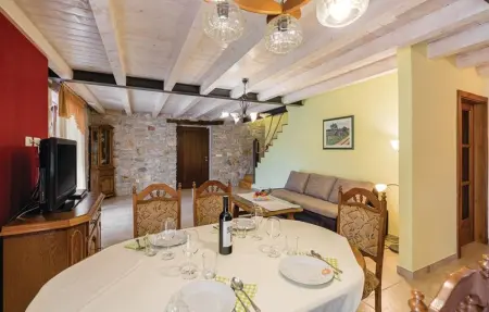 Location Maison 7 personnes à Bale - Photo 20