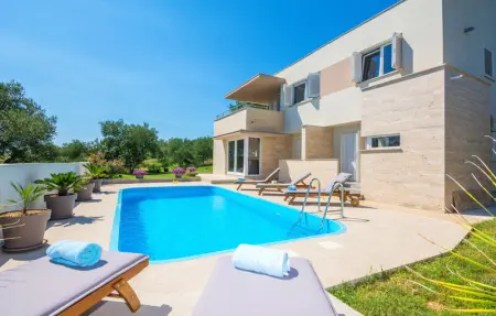 Location Maison 11 personnes à Posedarje - Photo 5