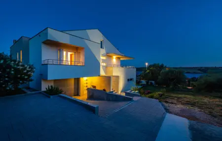 Location Maison 11 personnes à Posedarje - Photo 16