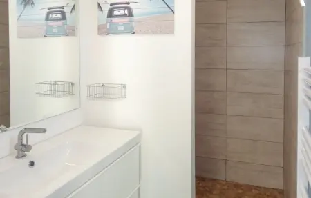 Location Maison 6 personnes à Ginestas - Photo 18