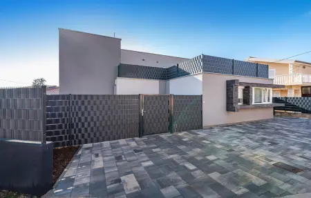 Location Maison 12 personnes à Bibinje - Photo 13