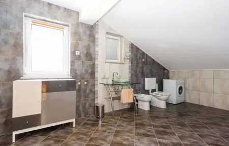 Location Maison 8 personnes à Bregi - Photo 47