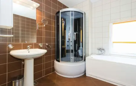 Location Maison 8 personnes à Bregi - Photo 50