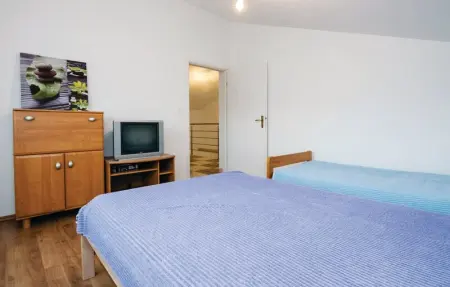 Location Maison 8 personnes à Pridraga - Photo 14