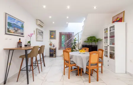 Location Maison 10 personnes à Kamenmost - Photo 5