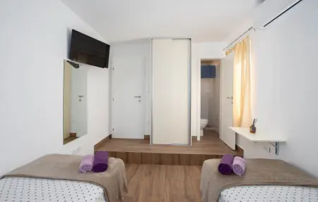 Location Maison 10 personnes à Kamenmost - Photo 32