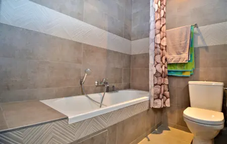 Location Appartement 6 personnes à Uzes - Photo 15