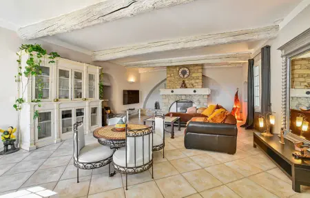 Location Maison 12 personnes à L'Isle sur la Sorgue - Photo 2