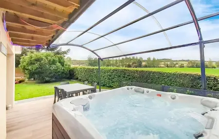 Location Maison 8 personnes à Ledinghem - Photo 1