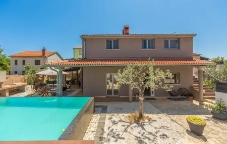 Location Maison 8 personnes à Medulin - Photo 9