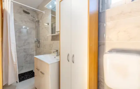 Location Maison 8 personnes à Smiljan - Photo 33