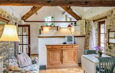 Location Maison 3 personnes à Quettehou - Photo 1