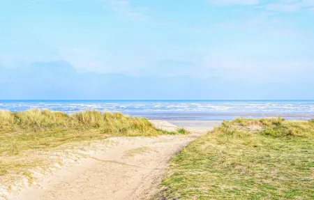 Location Maison 3 personnes à Quettehou - Photo 4