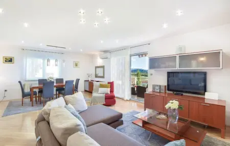 Location Maison 8 personnes à Bajagic - Photo 2