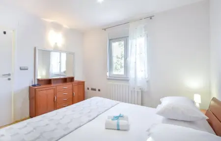 Location Maison 8 personnes à Bajagic - Photo 42