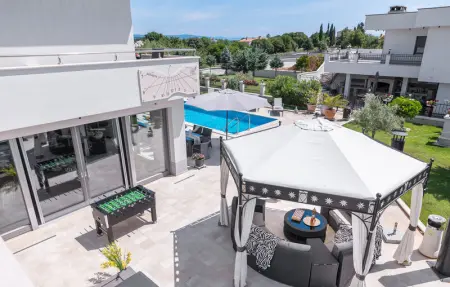 Location Maison 16 personnes à Liznjan - Photo 6