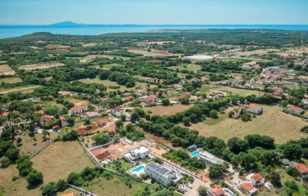 Location Maison 16 personnes à Liznjan - Photo 17