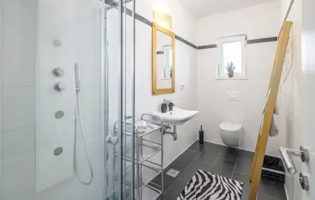 Location Maison 16 personnes à Liznjan - Photo 38