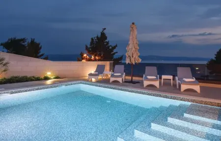 Location Maison 9 personnes à Omis - Photo 10