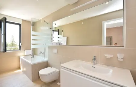 Location Maison 9 personnes à Omis - Photo 34