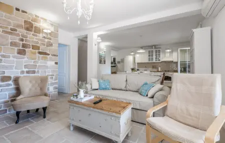 Location Maison 8 personnes à Cesarica - Photo 13