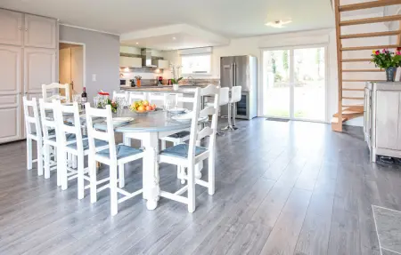 Location Maison 10 personnes à St Martin aux Buneaux - Photo 2