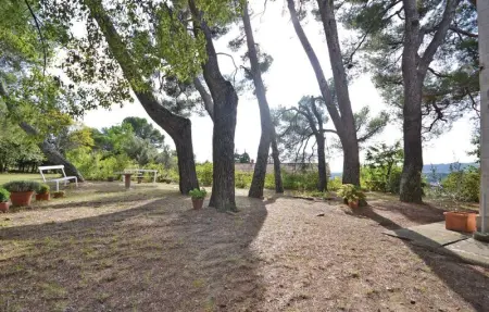 Location Maison 9 personnes à Puymeras - Photo 2