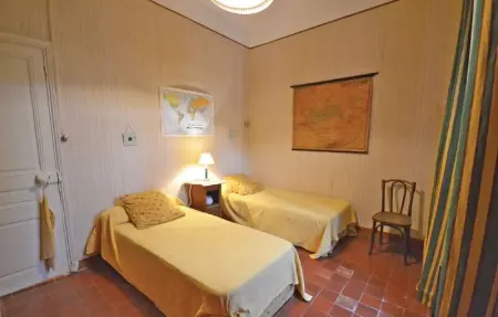 Location Maison 9 personnes à Puymeras - Photo 25