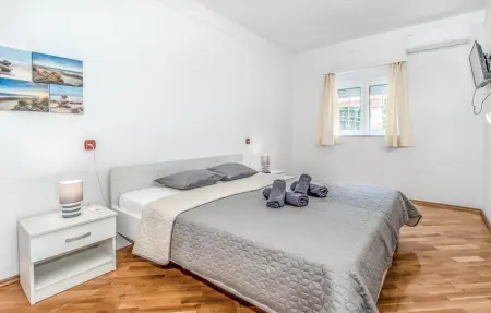 Location Maison 12 personnes à Dramalj - Photo 32