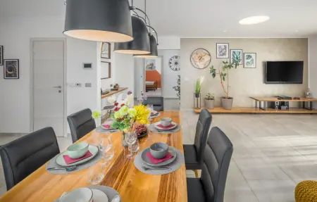 Location Maison 6 personnes à Tinjan - Photo 29