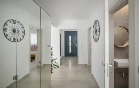 Location Maison 6 personnes à Tinjan - Photo 32