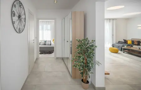 Location Maison 6 personnes à Tinjan - Photo 33