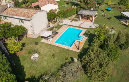 Location Maison 8 personnes à Pazin - Photo 16