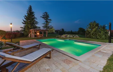 Location Maison 8 personnes à Pazin - Photo 25